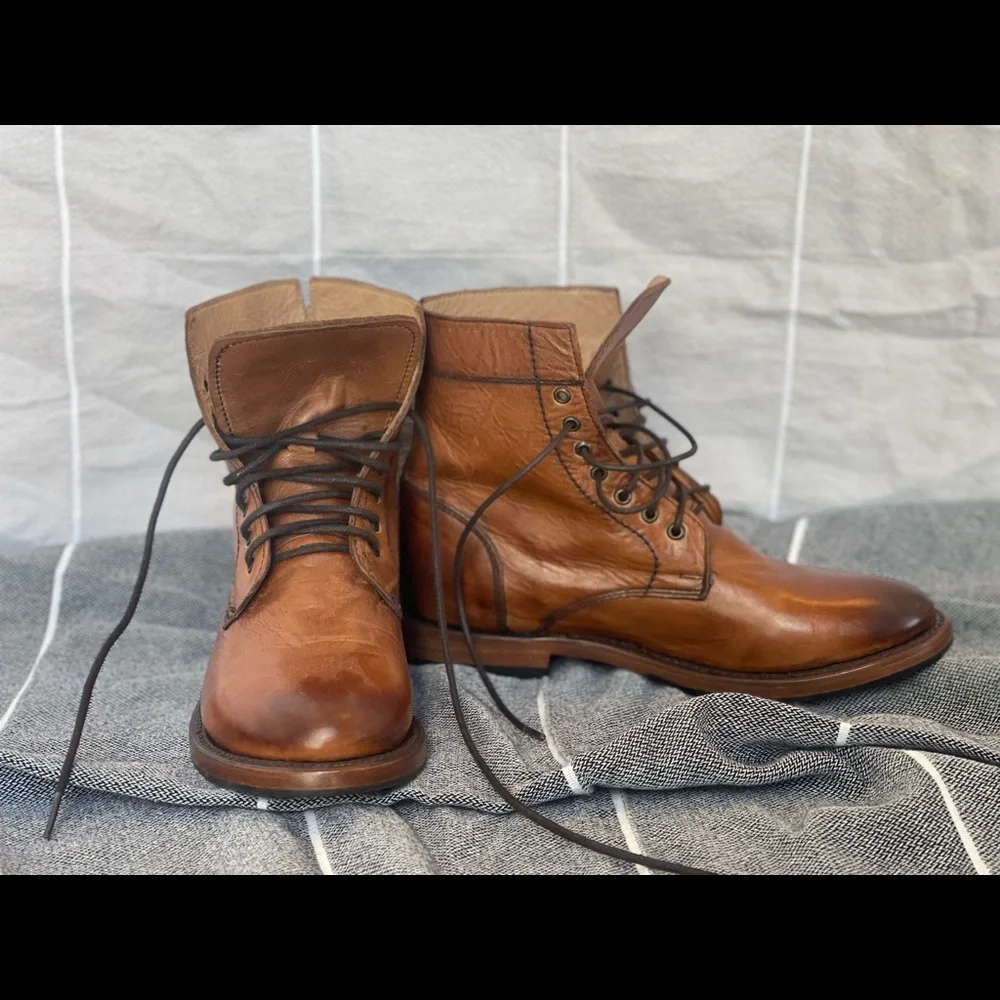 Sutro woman’s hand crafted leather boots size 7. Brand new, never worn. - Picture 5 of 5